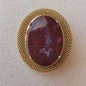 Stunning Red Moss Agate Brooch With Gold tone Mesh